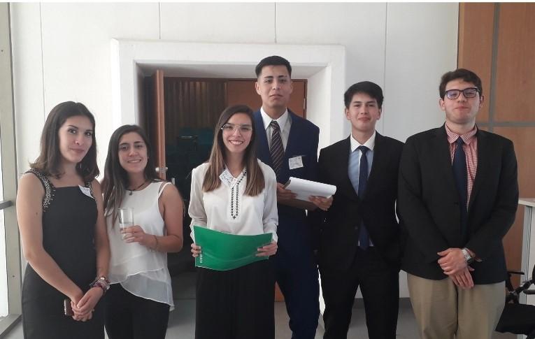 Participaron 112 estudiantes de primer año de la carrera de ingeniería agronómica agrupados en 15 proyectos: 5 del área de producción, 5 Impacto Ambiental y 5 Innovación.