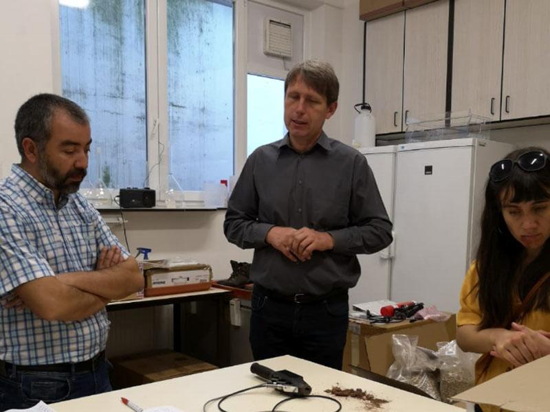 En la University of Life Sciences, Prague de Checoslovaquia. se reunieron con representantes de Relaciones Internacionales de la Faculty of Agrobiology, Food, and Natural Resources.