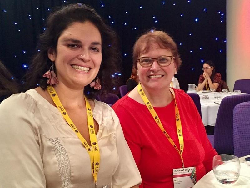 Investigadora Loreto Contador junto a Clare Dus de la consultora Sensory Spectrum, USA.